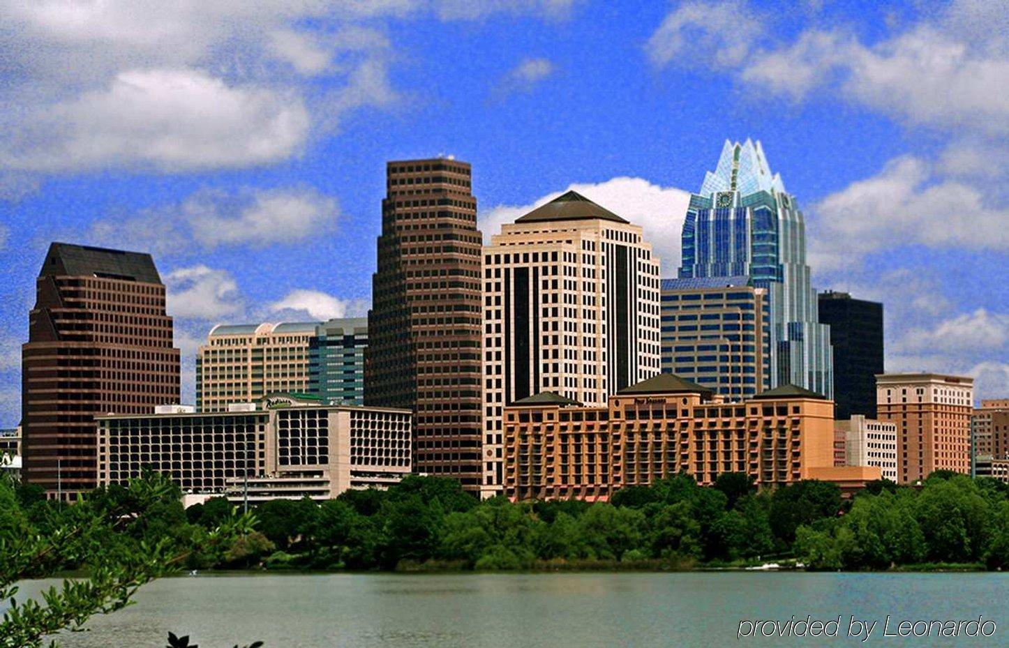 Hampton Inn Austin Nw Near The Domain Экстерьер фото